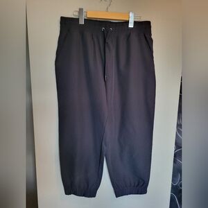 Mondetta Capri Size Large